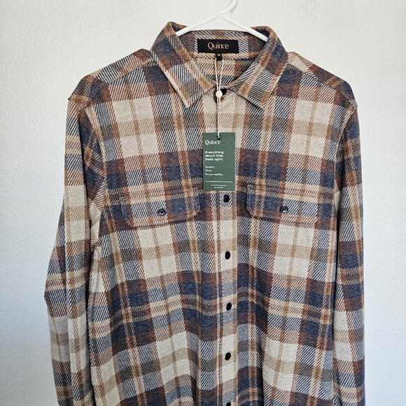 NWT Quince | Plaid Stretch Soft Fleece Button Up Shirt Brown, Mens Medium - Picture 3 of 6